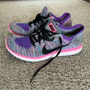 Nike Free Run Flyknit Tennis Shoes Size 9.5